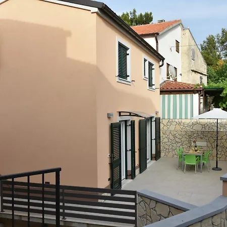 New Holliday House Ardura Prázdninový dům