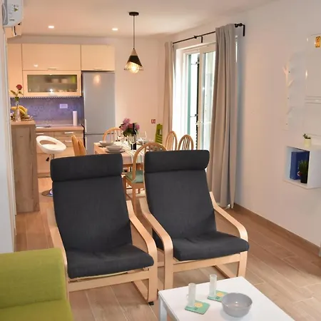 New Holliday House Ardura * Štivan