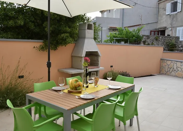 New Holliday House Ardura